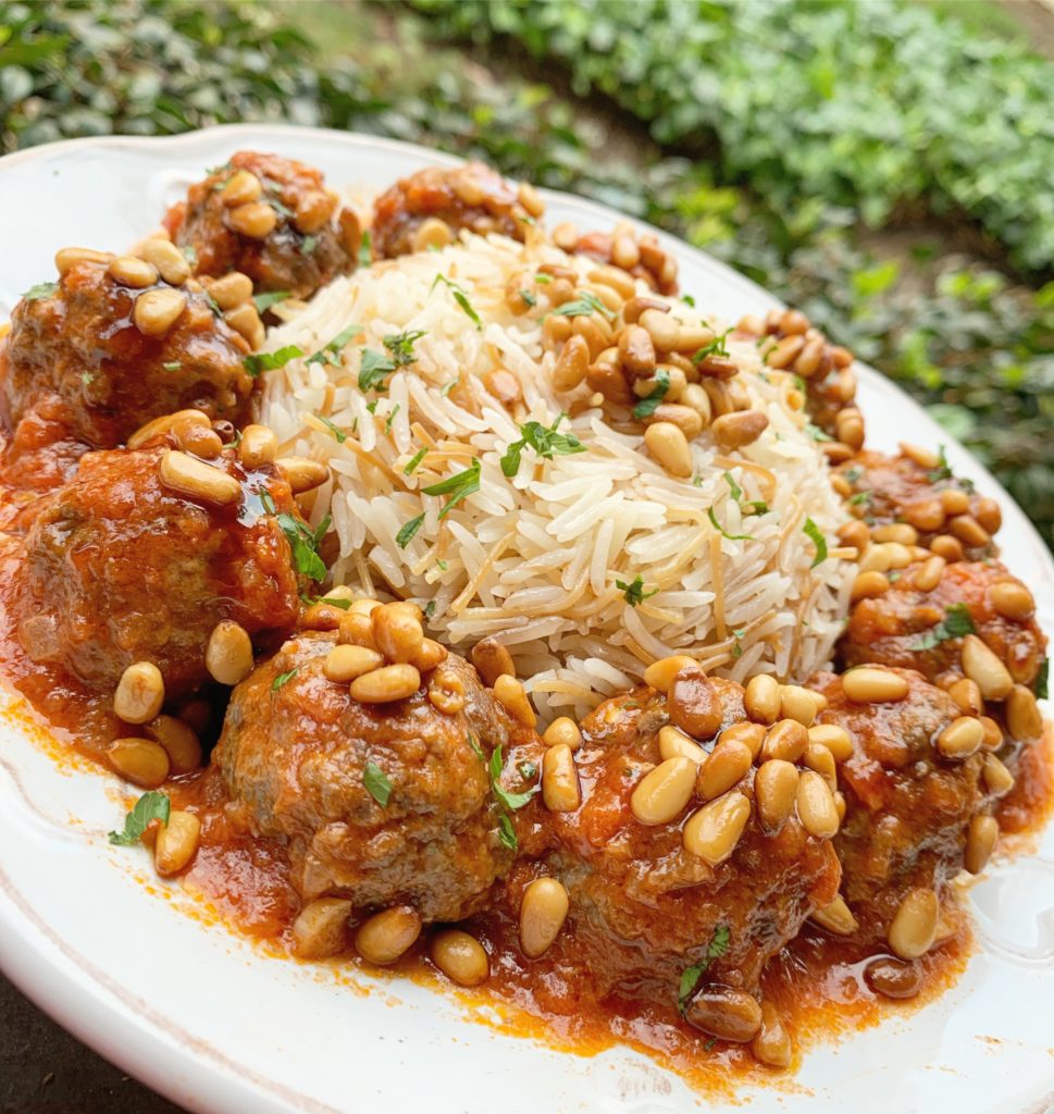 Lebanese meatballs stew (Daoud basha) - Eat, Live, Be Grateful